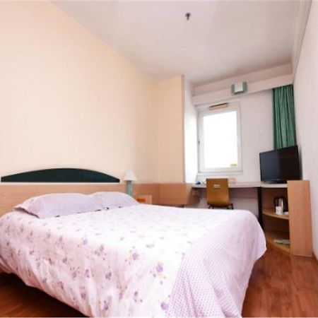 Motel Qingdao Jiaonan Renmin Road Business Street Екстериор снимка