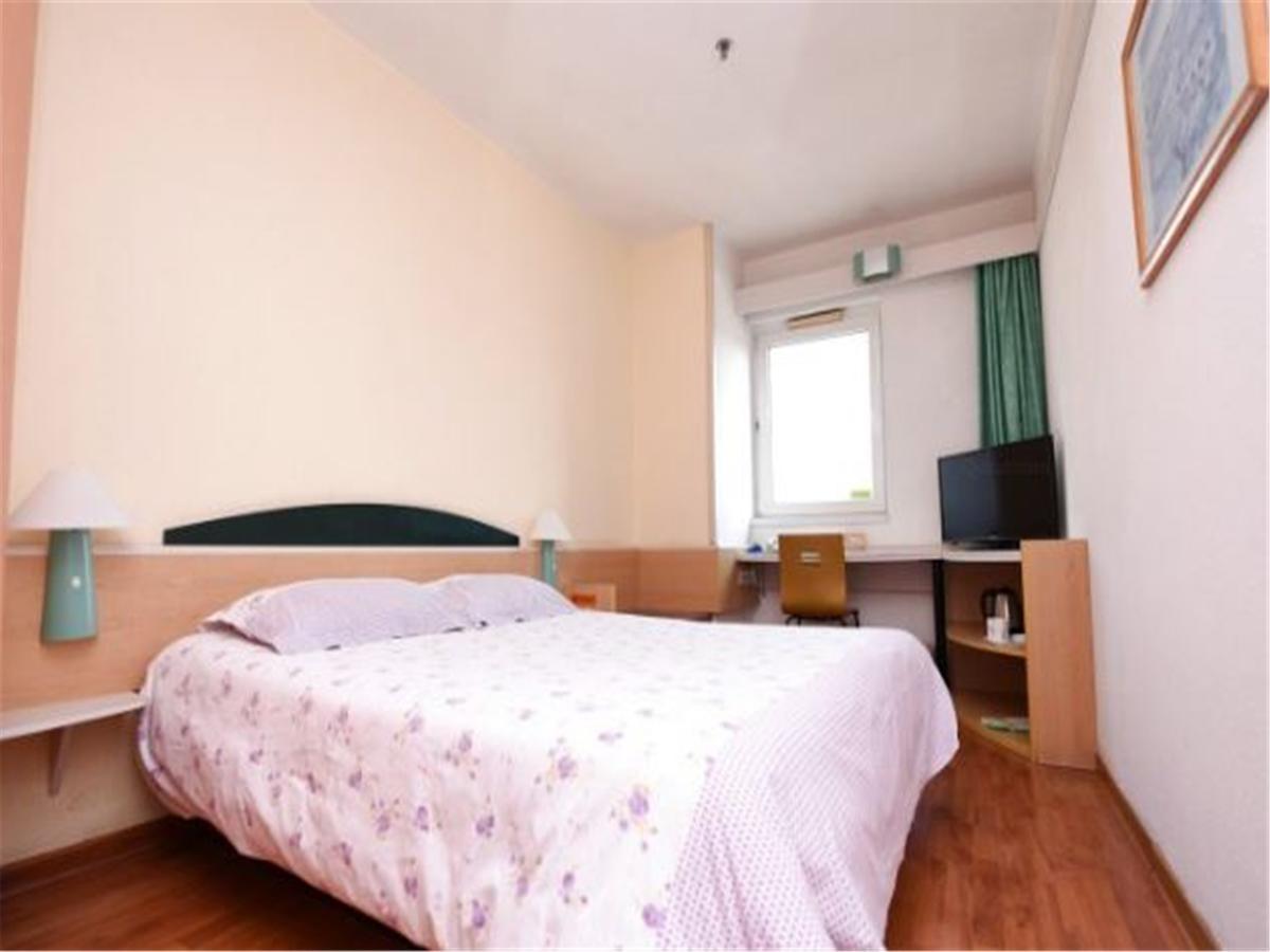Motel Qingdao Jiaonan Renmin Road Business Street Екстериор снимка